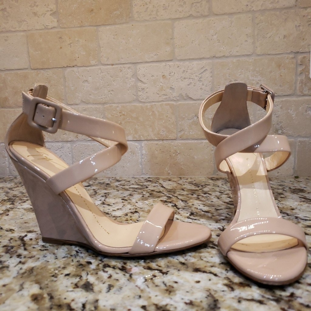 Giuseppe Zanotti wedge sandals size 7/37.5